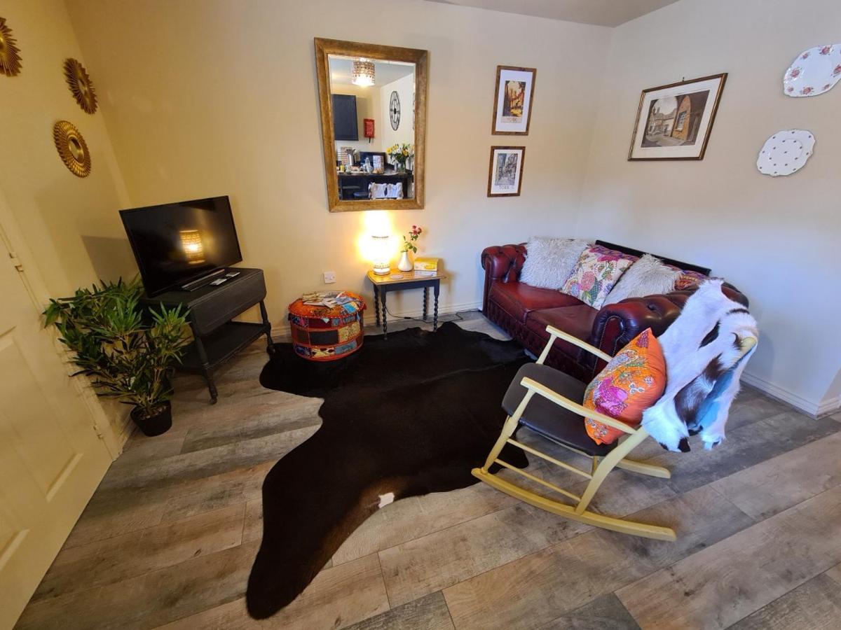 The Shambles By Spires Accommodation A Boho Styled Place To Stay Just 3 Miles From Birches Valley Visitors Centre Cannock Chase Ръджли Екстериор снимка
